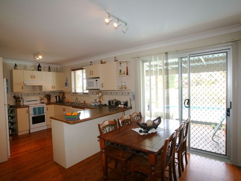 5 Seccombe Street, Nowra NSW 2541