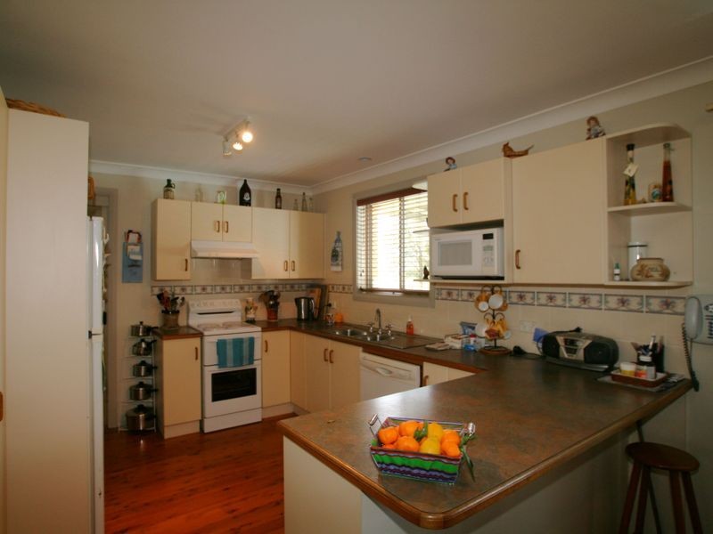 5 Seccombe Street, Nowra NSW 2541