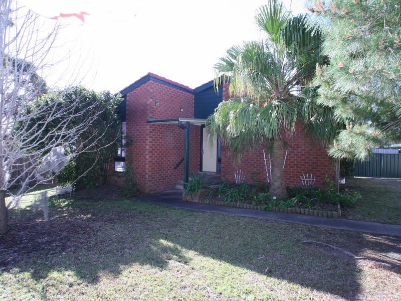 39 Supply Street, Nowra NSW 2541