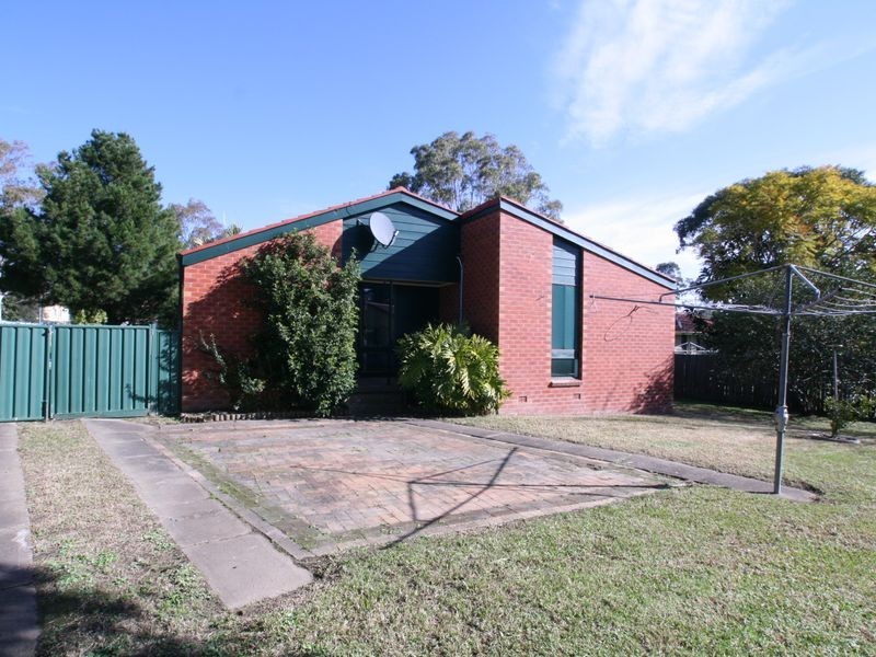 39 Supply Street, Nowra NSW 2541