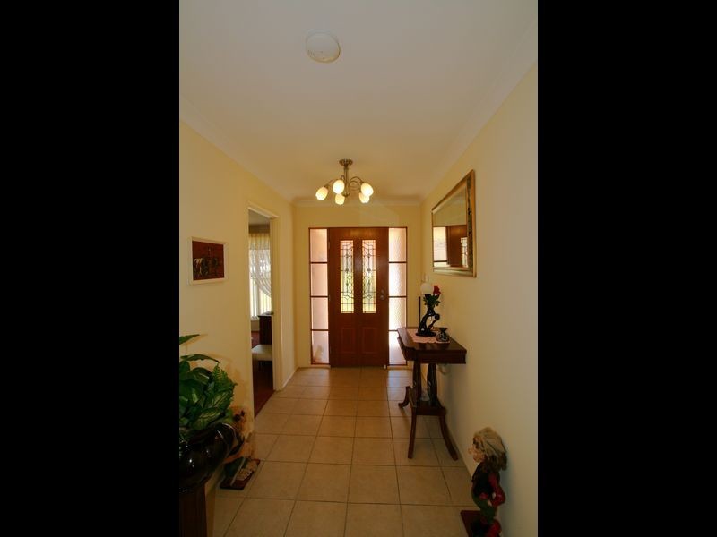 17 Kardella Avenue, Nowra NSW 2541