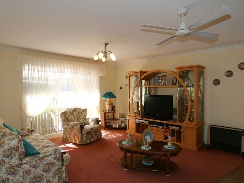 17 Kardella Avenue, Nowra NSW 2541