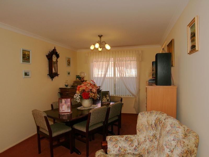 17 Kardella Avenue, Nowra NSW 2541