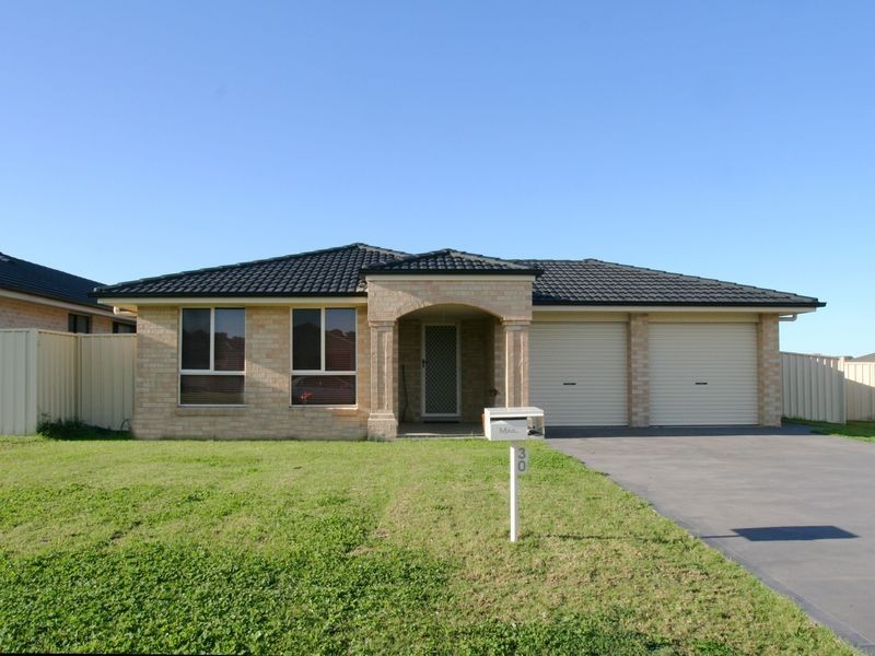 30 Golden Ash Close, Worrigee NSW 2540
