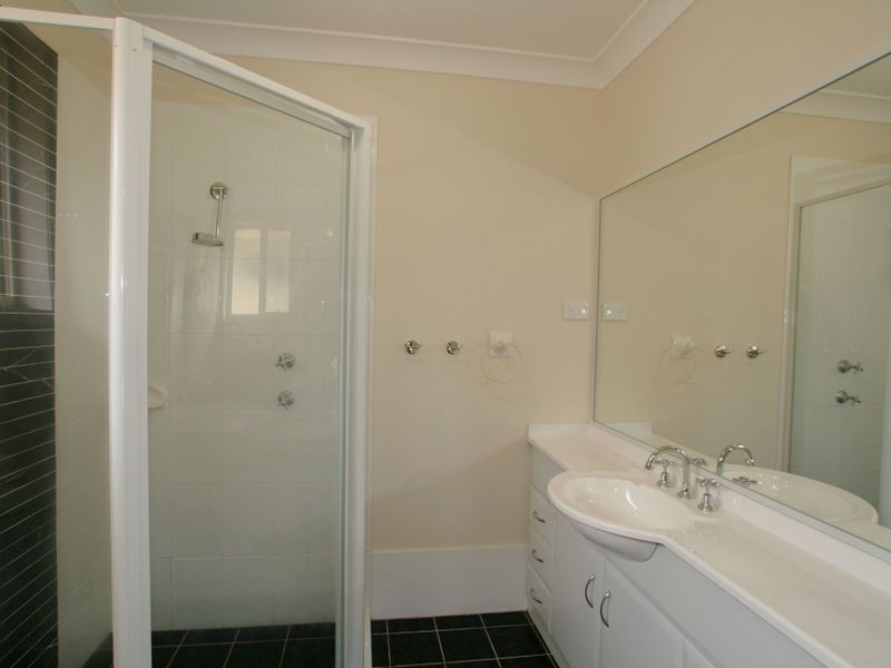 30 Golden Ash Close, Worrigee NSW 2540