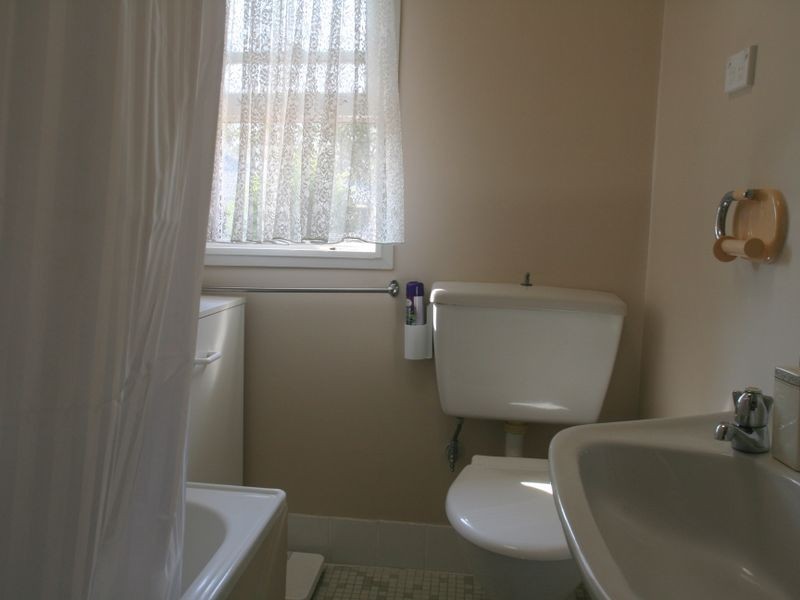 17 Clipper Road, Nowra NSW 2541