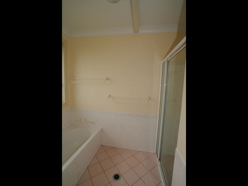 2 Basil Street, Worrigee NSW 2540