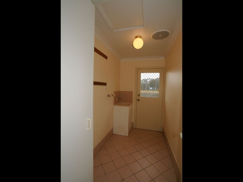 2 Basil Street, Worrigee NSW 2540