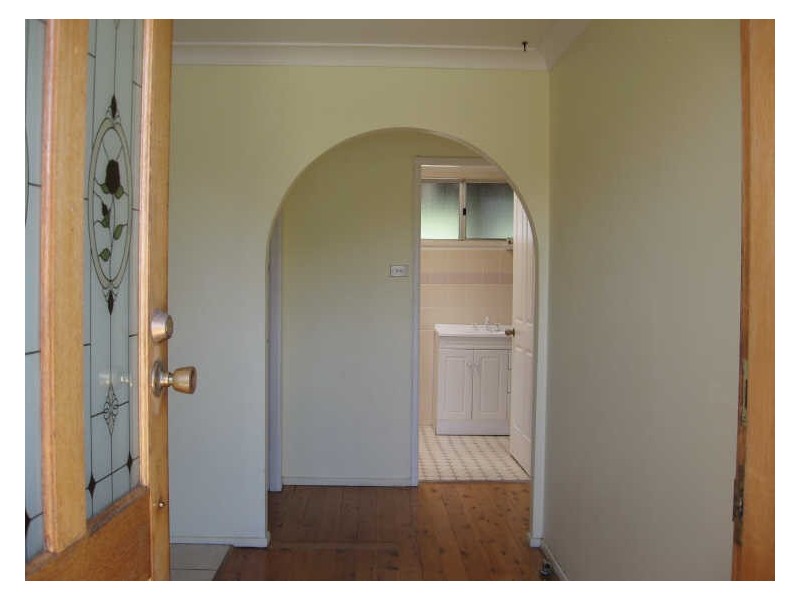 2 Hume St, Greenwell Point NSW 2540