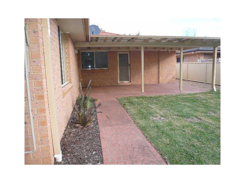 37 Gardenia Crescent, Bomaderry NSW 2541