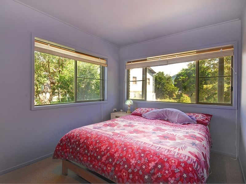 8 Hay Avenue, Shoalhaven Heads NSW 2535
