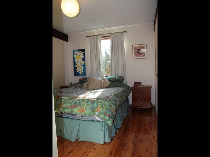 4 De Mestre Place, Nowra NSW 2541