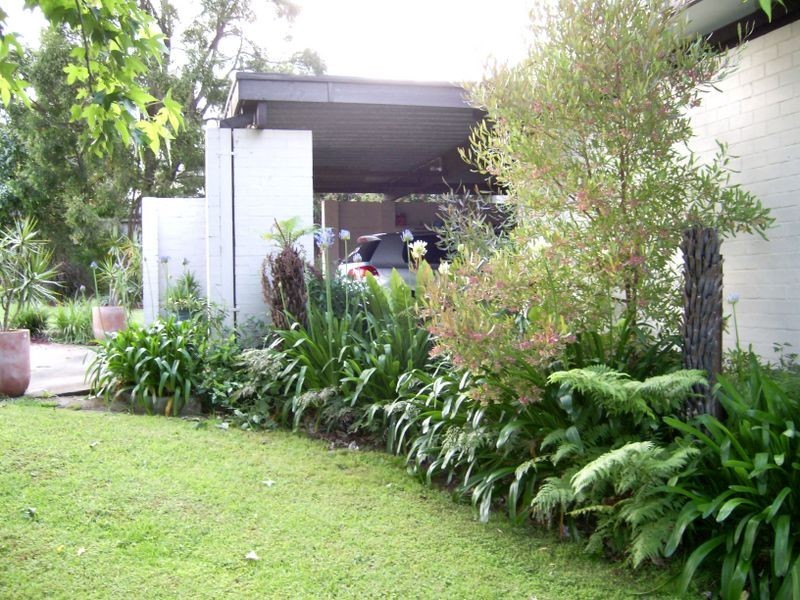 4 De Mestre Place, Nowra NSW 2541