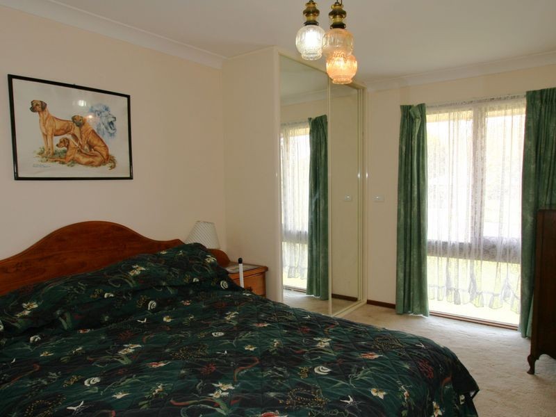 2 Samuel Street, Bomaderry NSW 2541