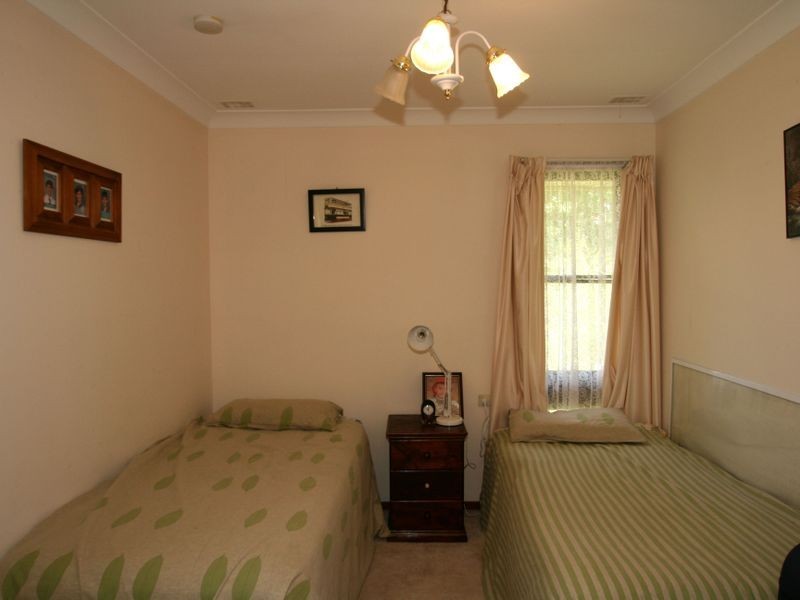 2 Samuel Street, Bomaderry NSW 2541