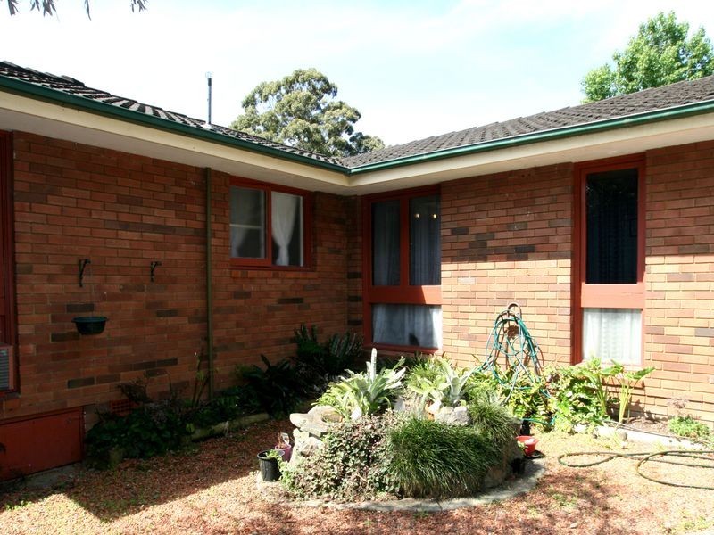 2 Samuel Street, Bomaderry NSW 2541
