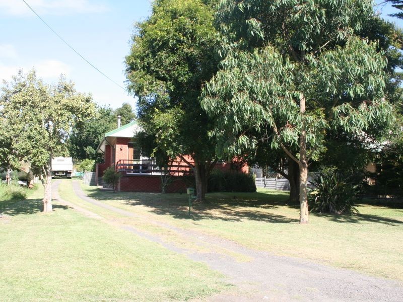 22 Osterley Avenue, Orient Point NSW 2540
