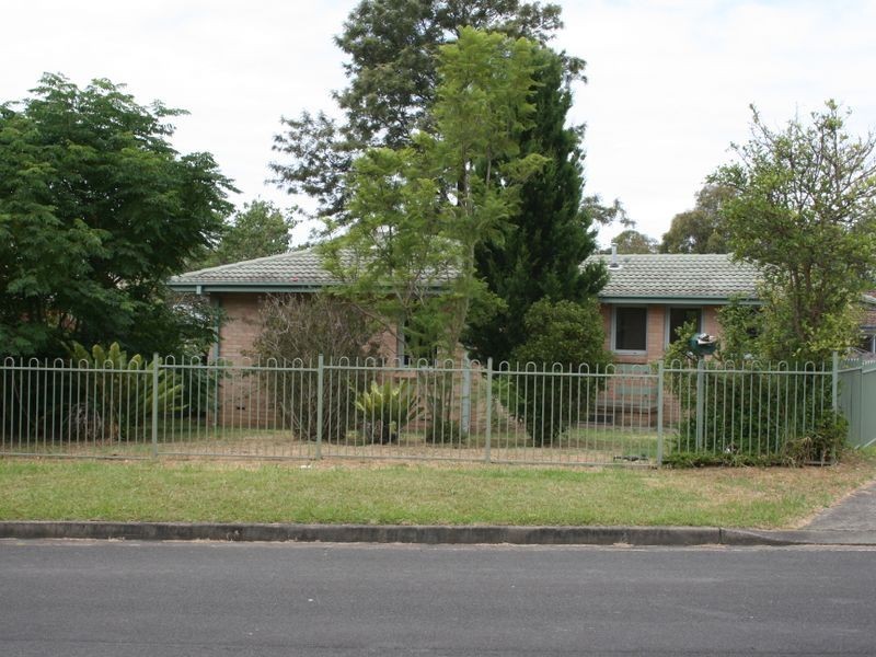 38 Kameruka Crescent, Nowra NSW 2541