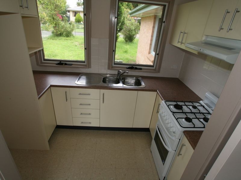 38 Kameruka Crescent, Nowra NSW 2541