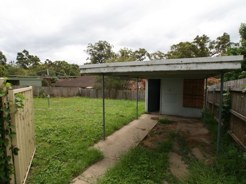 35 Leonard Street, Bomaderry NSW 2541