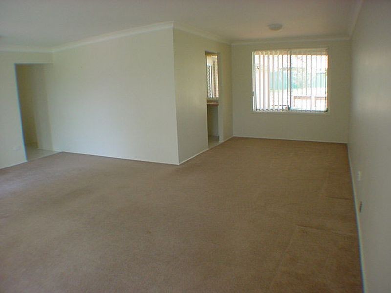 86 Jasmine Drive, Bomaderry NSW 2541