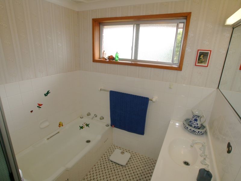 137 Plunkett Street, Nowra NSW 2541