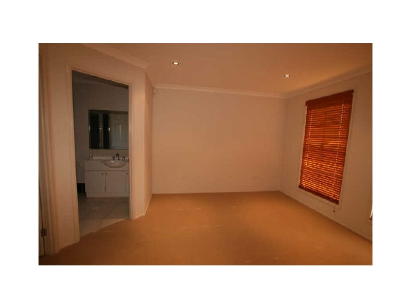 15 Carrington Park Drive, Worrigee NSW 2540