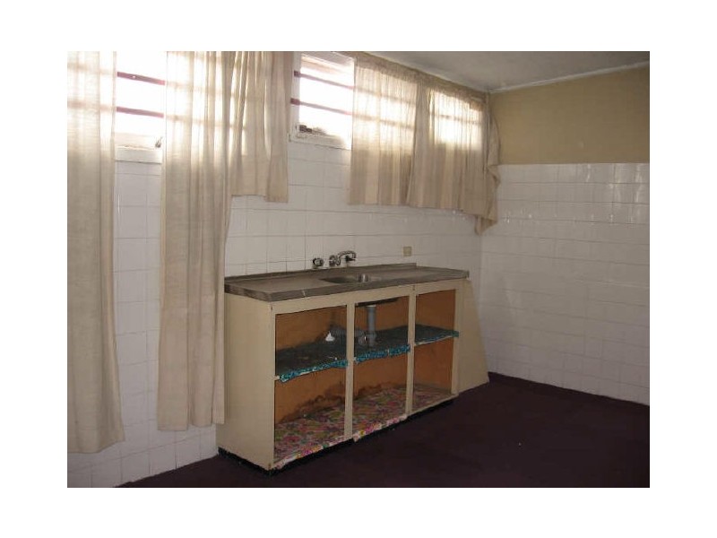 Shop 18/ Shoalhaven Arcade,Kinghorne St, Nowra NSW 2541