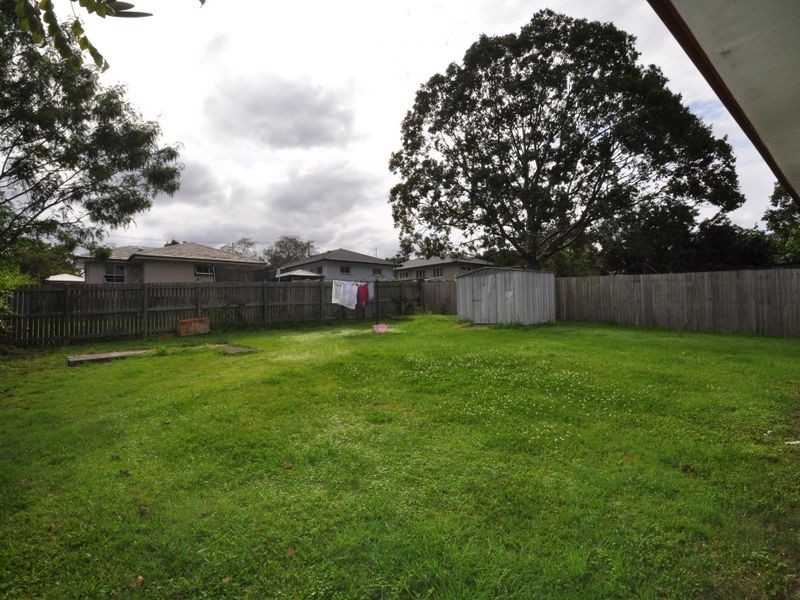 19 Mullen Street, Woodridge QLD 4114