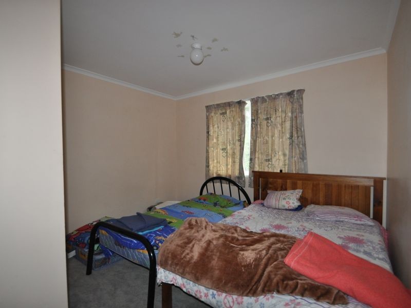 20 Melnik Drive, Loganlea QLD 4131