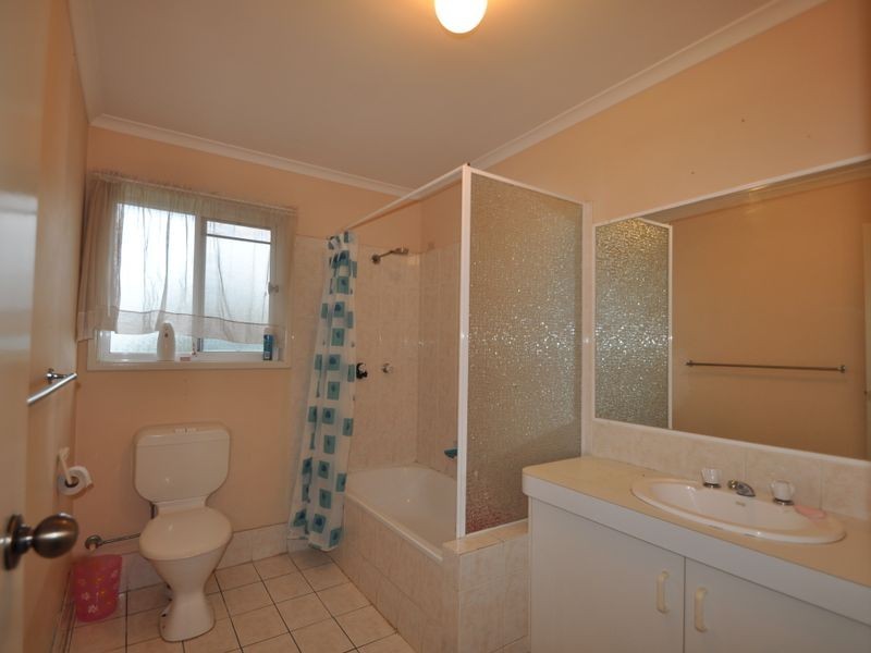 20 Melnik Drive, Loganlea QLD 4131
