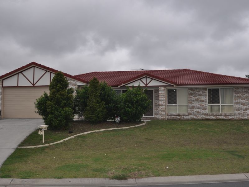 9 Pine Grove Drive, Crestmead QLD 4132