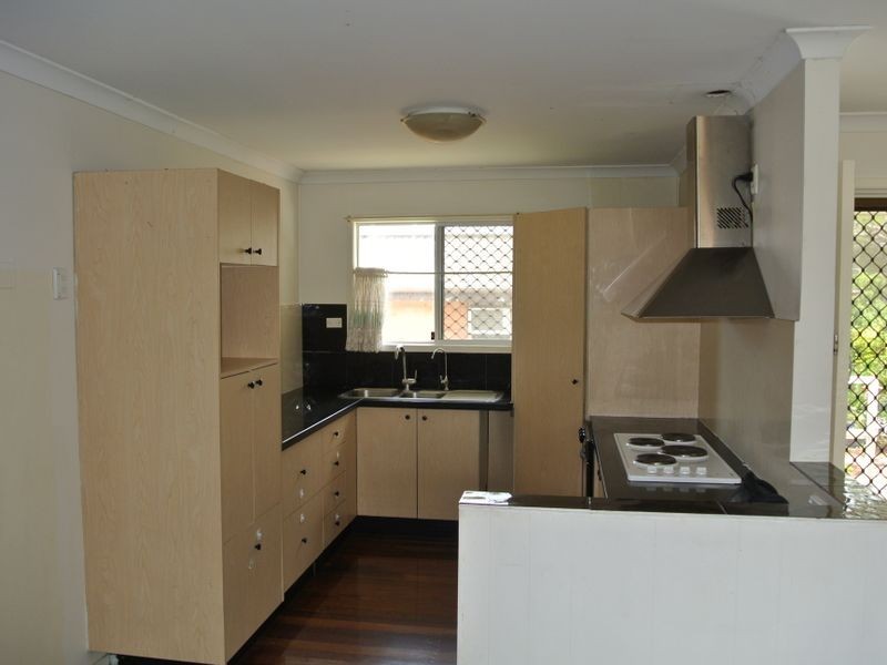 20 Jacaranda Ave, Logan Central QLD 4114