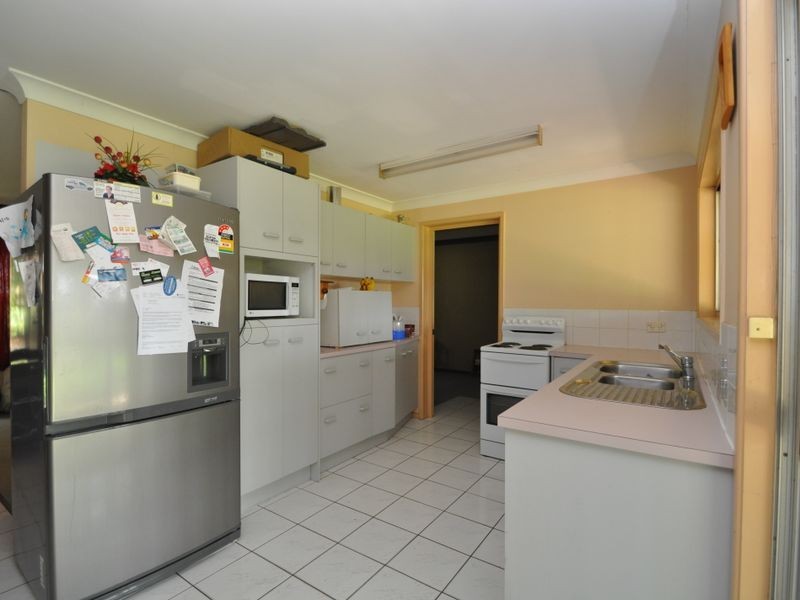 8 Scenic Avenue, Browns Plains QLD 4118