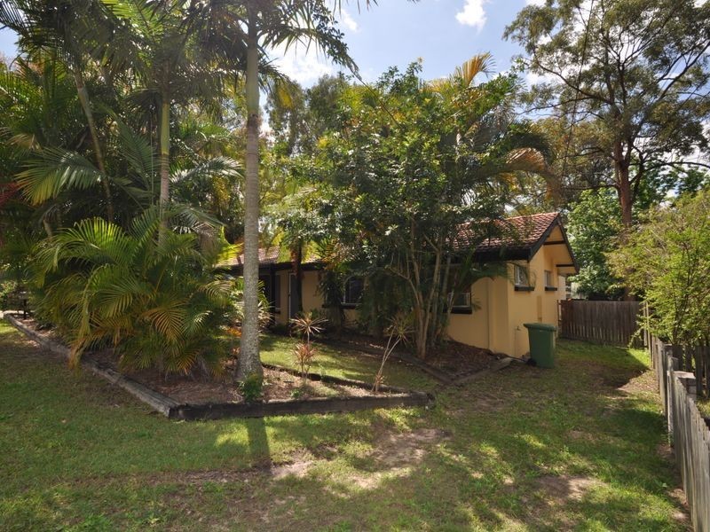 8 Scenic Avenue, Browns Plains QLD 4118