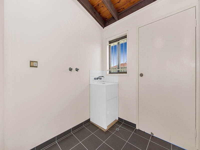 12/27 Ewing Road, Logan Central QLD 4114