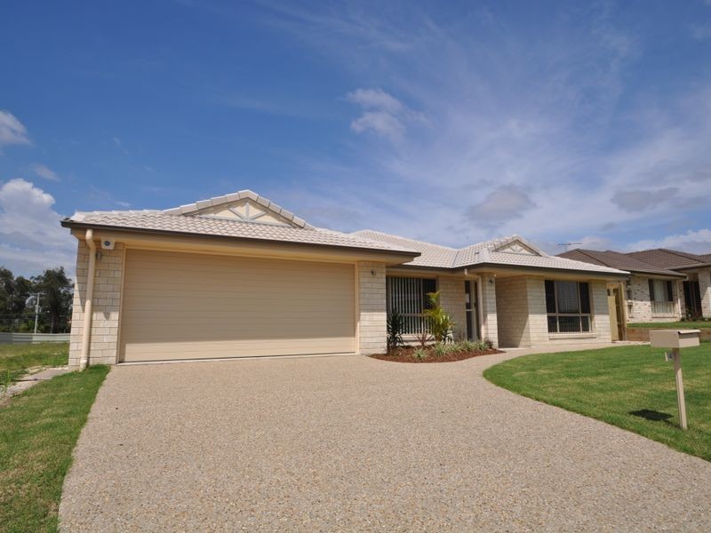 4 Dily Street, Hillcrest QLD 4118
