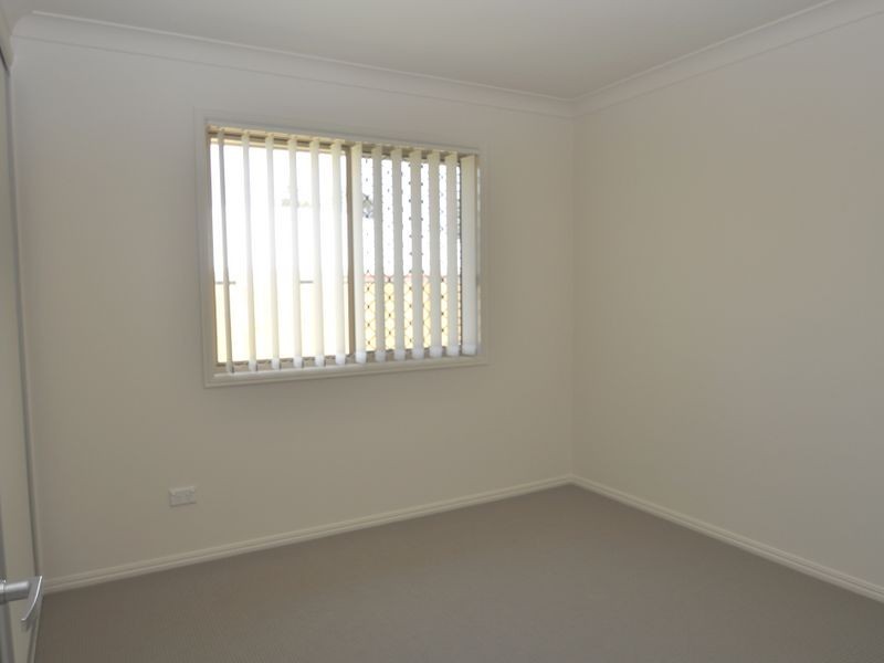 4 Dily Street, Hillcrest QLD 4118