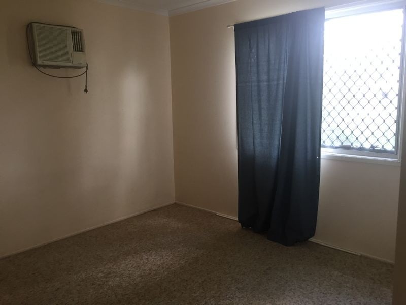 21 Pine Drive, Woodridge QLD 4114