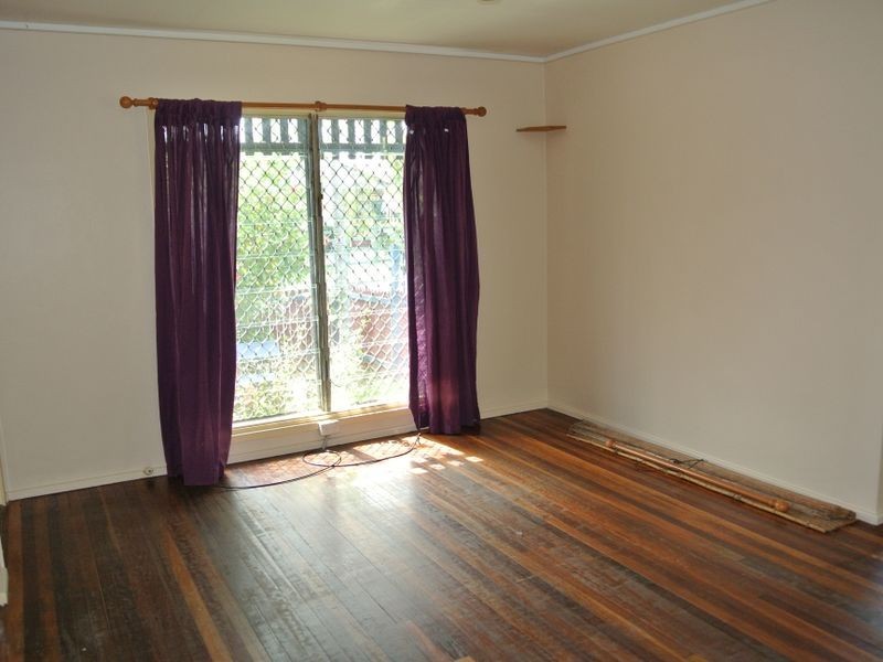 4 Toolooma Street, Logan Central QLD 4114