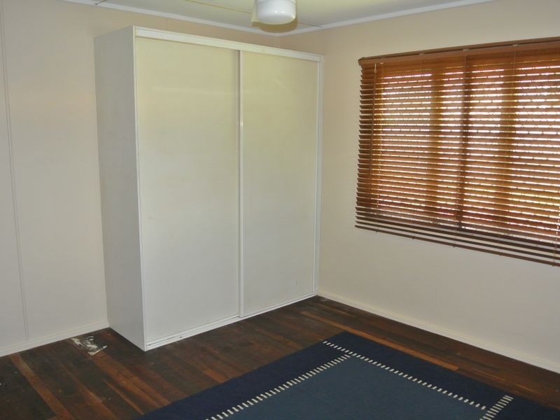 4 Toolooma Street, Logan Central QLD 4114