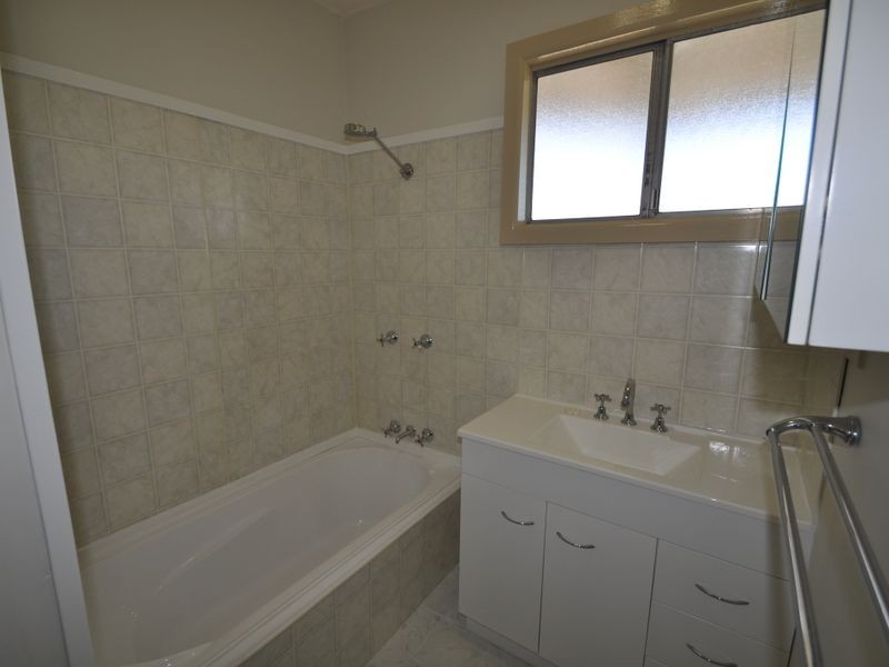 46 Myra Street, Kingston QLD 4114