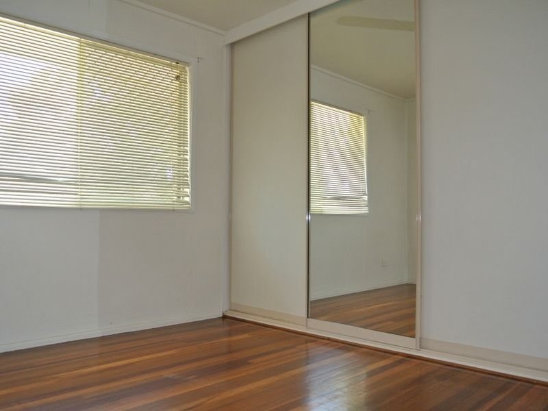 42 Hunter Street, Woodridge QLD 4114