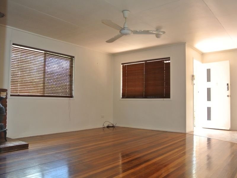 42 Hunter Street, Woodridge QLD 4114