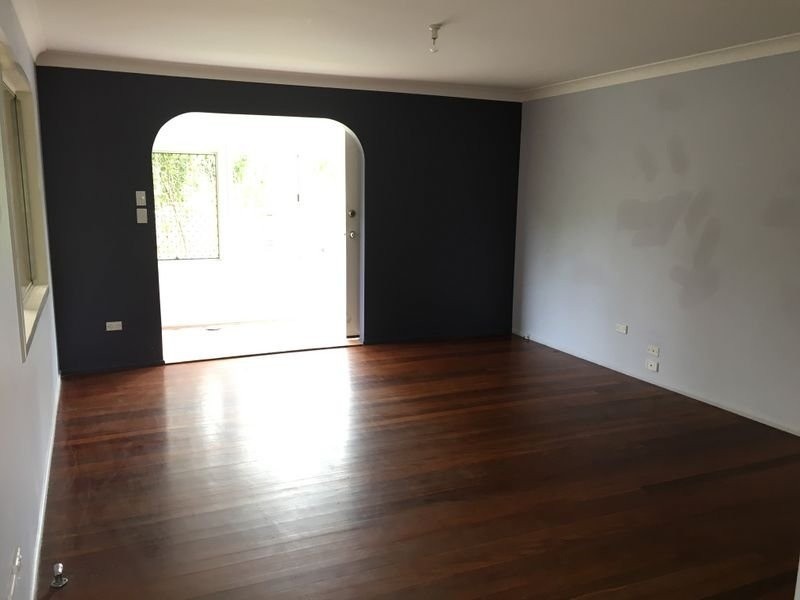 5 Sithney Street, Kingston QLD 4114