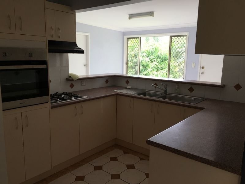 5 Sithney Street, Kingston QLD 4114