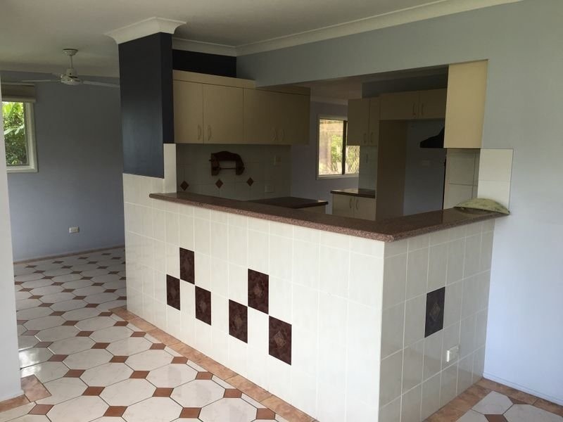 5 Sithney Street, Kingston QLD 4114