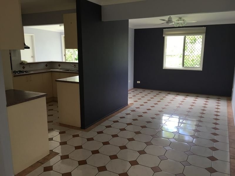 5 Sithney Street, Kingston QLD 4114