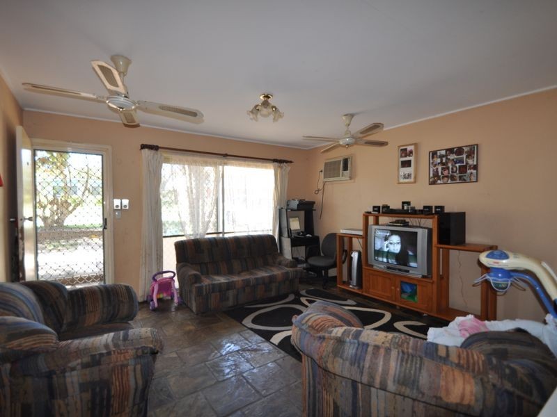 66 Ashton Street, Kingston QLD 4114