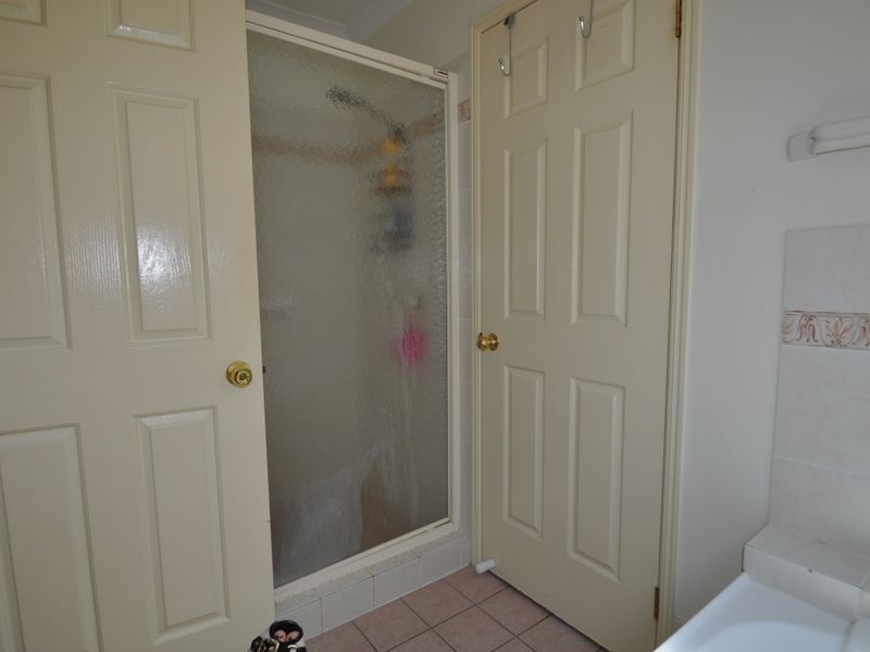 9 Houston Drive, Crestmead QLD 4132